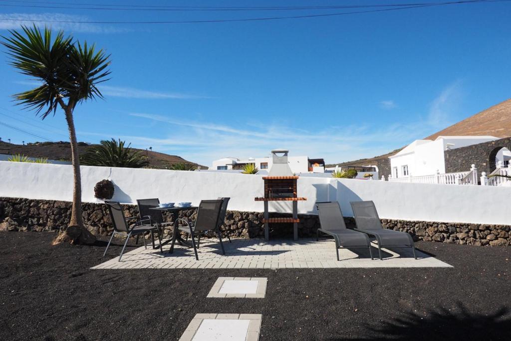 Private Apartment With Mountain And Sea Views, La Asomada, Lanzarote ติอาส ภายนอก รูปภาพ
