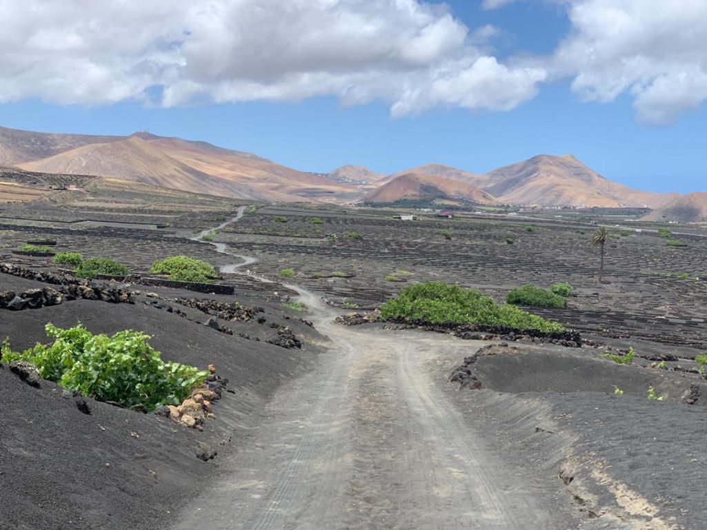 Private Apartment With Mountain And Sea Views, La Asomada, Lanzarote ติอาส ภายนอก รูปภาพ